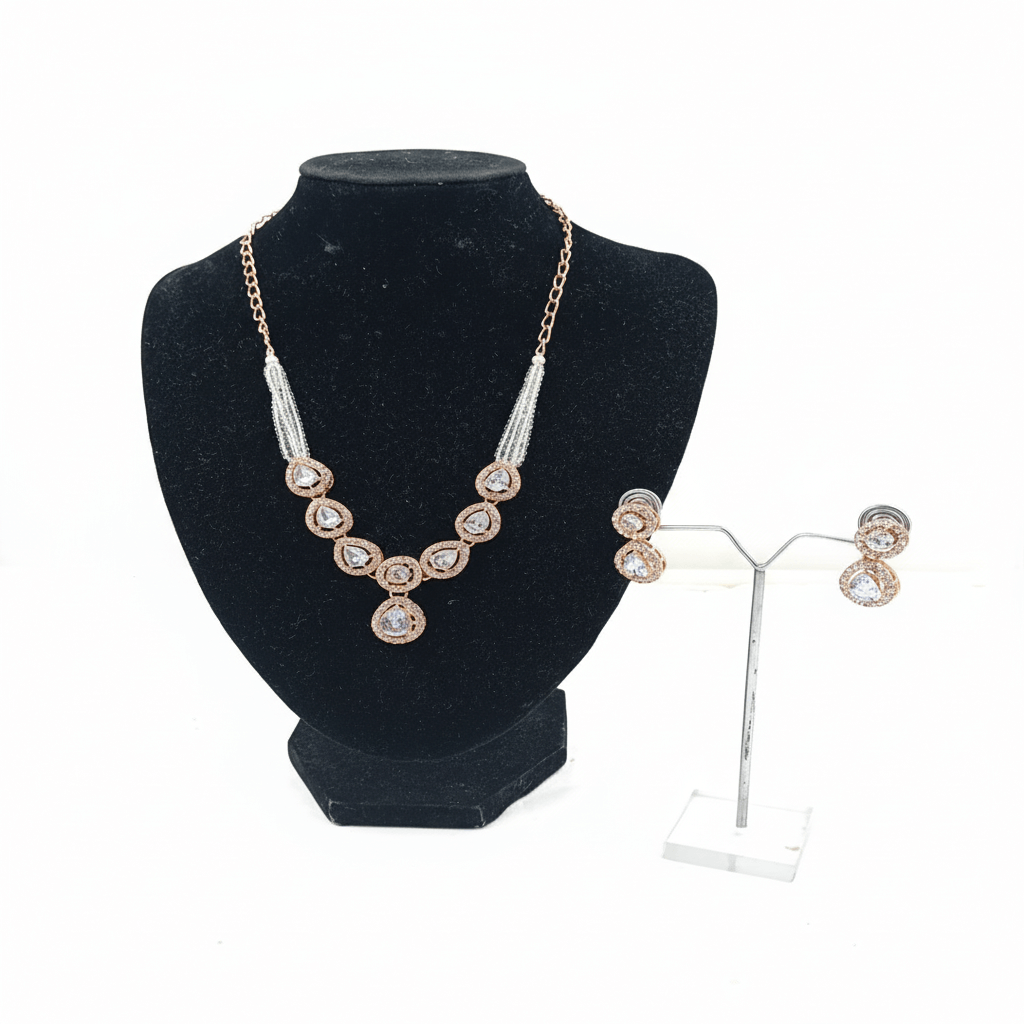 Women Necklace Set Crystals stone on Golden with White bread and Chain Necklace
