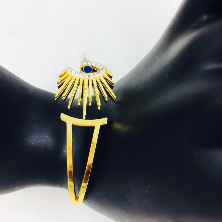 Gold Colour Bracelet (14g)